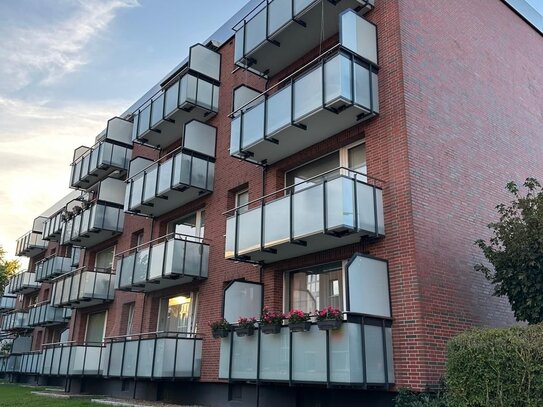 Wohnen mit Ausblick ! Gut geschnittene 2,5 Zimmer Eigentumswohnung - Endetage - in ruhiger Lage in Meckelfeld zu verkau…