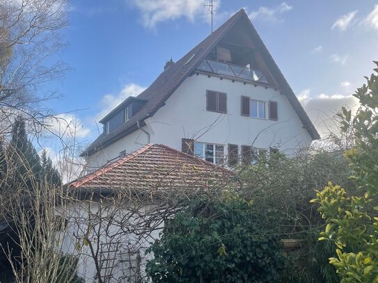 Helle 125 m² Maisonette im DG mit Garten und Garagenplatz - Verkauf am 21.01.2025