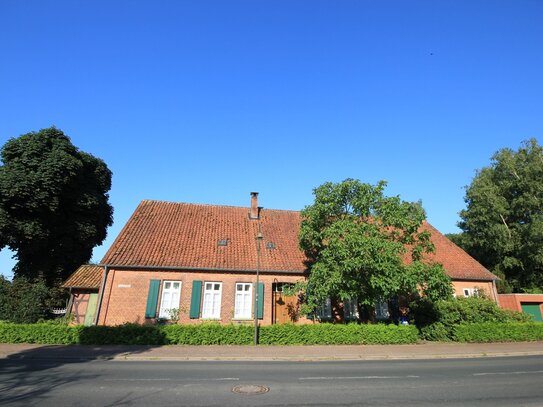 Außergewöhnliches Wohngebäude für viele Möglichkeiten