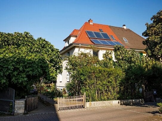 Grenzgänger aufgepasst: liebevoll renoviertes Stadthaus m. Garten nur 200 Meter von Schweizer Grenze