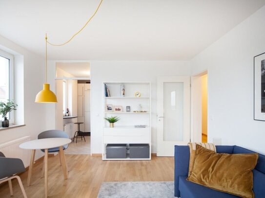 Zwei-Zimmer-Wohnung mit großer Terrasse in Mitte