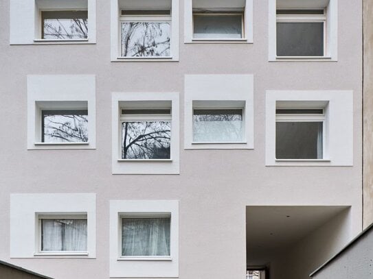 Charlottenburg: Eislebener Str: VERMIETETE 4-Zi-Whg, 92m² - 4.OG + SÜD-Loggia - kündbar in 9 Monaten