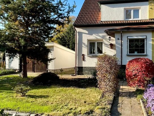 Schmuckes Einfamilienhaus, DHH, +Garage, über 500 qm Grundstück, in einer der schönsten Gegenden Meeranes