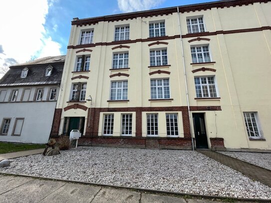 Maisonette-Wohnung mit Balkon