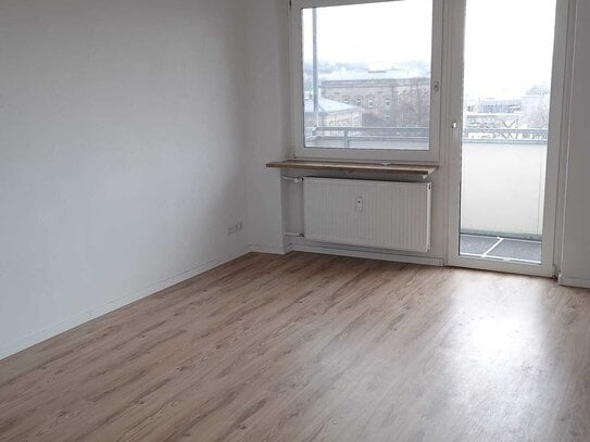 Schöne 3-Zimmer Wohnung mit Küche in Hof