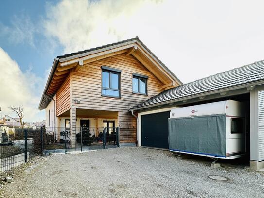 NEUWERTIG - MODERN - MASSIVHOLZANBAU - Einfamilienhaus mit Garage und Carport in Schongau