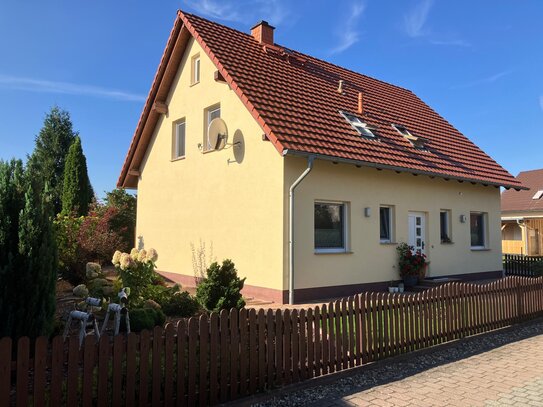 Top gepflegtes Einfamilienhaus mit moderner Heizung und Solar