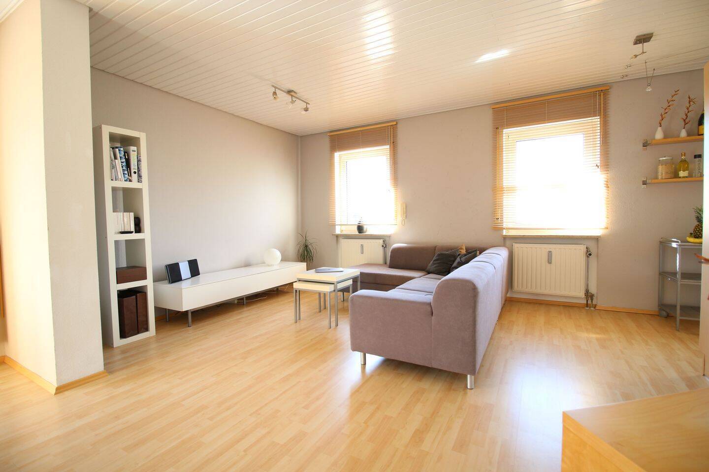                                                               Helle moeblierte 2. Zi. Whg, Frauenland/Hubland                                                       in Keesburg (Würzburg)