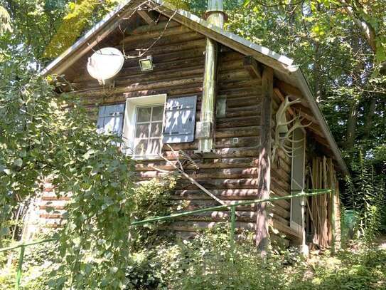 BLOCKHÜTTE - FERIENHAUS - LIEBE - NATUR - 4 000m²