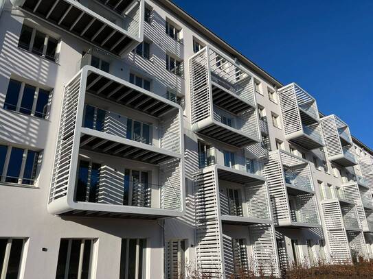 Exklusiver Wohntraum - direkt am Meer! Penthouse-Wohnung mit Kamin & Dachterrasse im QUARTER AM MEER!
