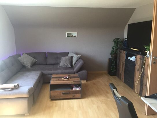 TOP! 2-Zimmer-Dachgeschoss Wohnung in Lindheim!