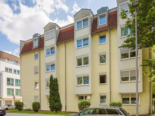 Zweiraumwohnung im Dachgeschoss nach Sanierung zu vergeben