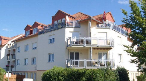 2-Raum-Etw in ruhiger und grüner Wohnlage mit Balkon, Bad mit Fenster, TG