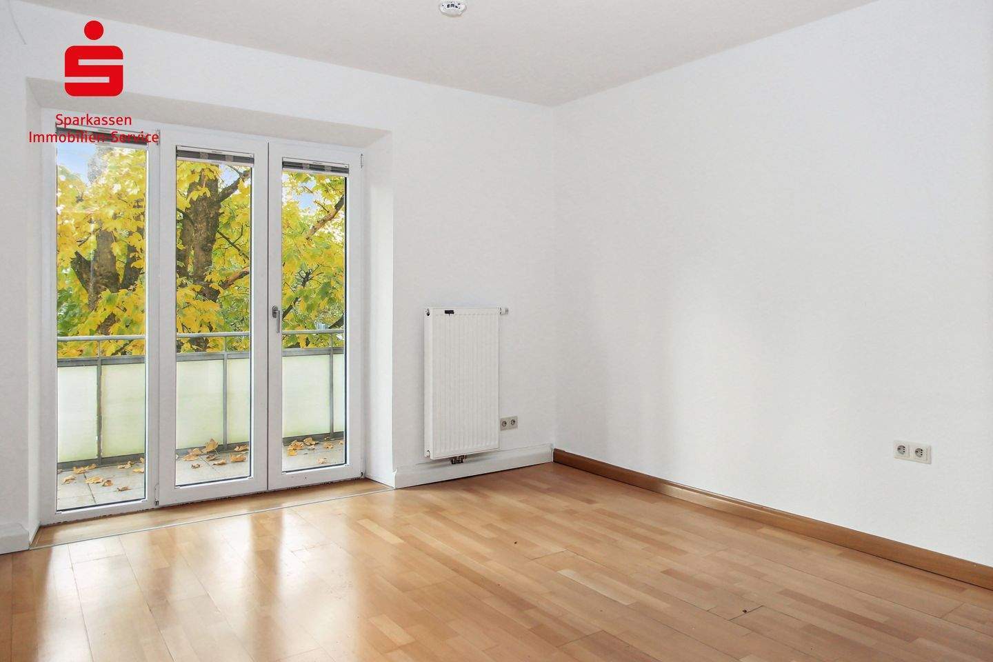 Freie Wohnung mit großem Balkon in ruhiger Lage