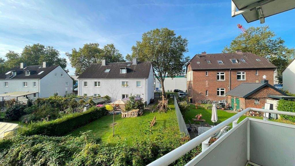 Rentable Kapitalanlage ! * 3- Raum - Eigentumswohnung im EG mit Balkon ! Provisionsfrei !