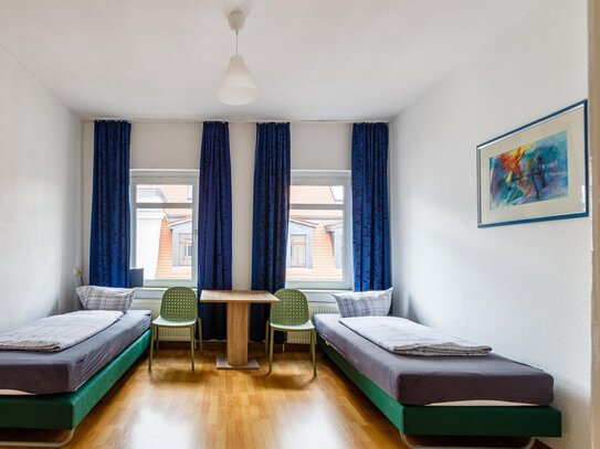 Moderne und helle 2-Zimmer-Wohnung mit voll ausgestatteter Küche