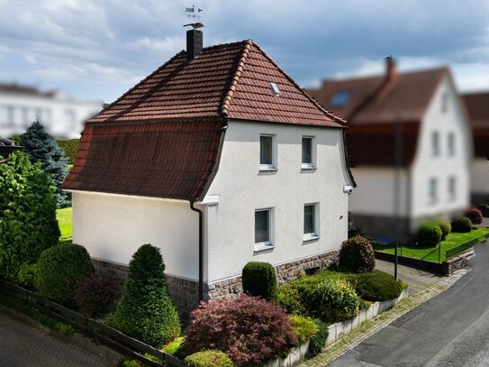 Einfamilienhaus mit Potenzial in Müschede - Ruhige Lage, Renovierungsbürftig