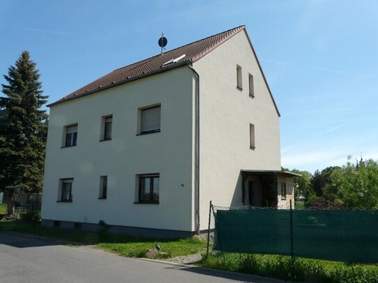 2/3 Familienhaus in grüner Umgebung mit Blick zum Schloss an der Mulde