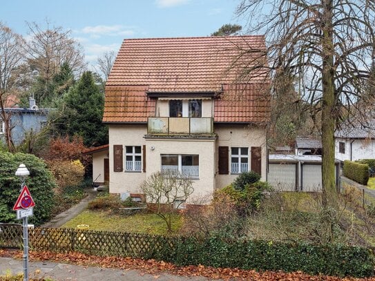 Altbau zum Verlieben mit großem Garten