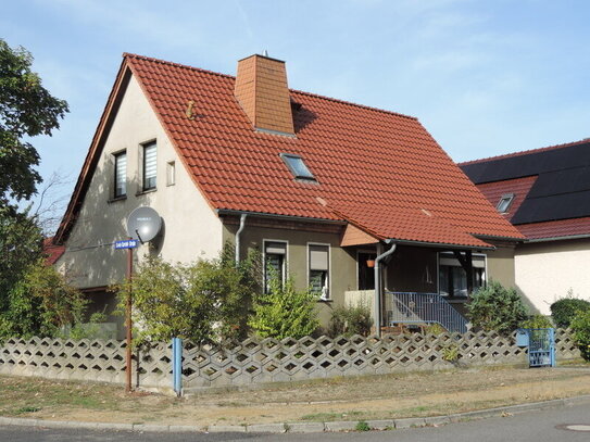 Einfamilienhaus mit 5 Zimmern in der Br. Siedlung zu verkaufen !