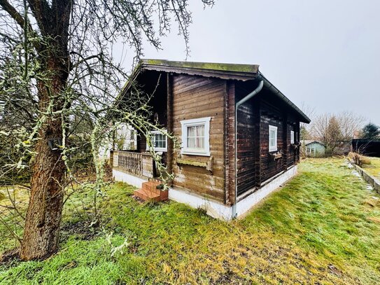 Baugrundstück mit Holz-Ferienhaus in ruhiger Wohnlage Rauschwalde