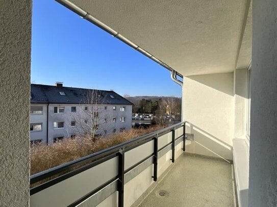 3 Zimmer Wohnung im Modernisierten Mehrfamilienhaus in Hagen Else mit neuen Laminatboden !