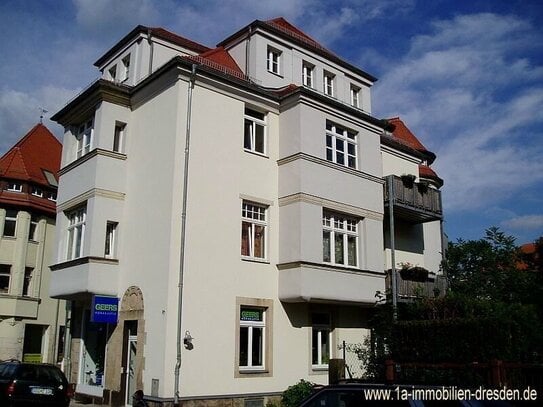 2 - Raumwohnung mit Süd-Balkon auf dem Weissen-Hirsch