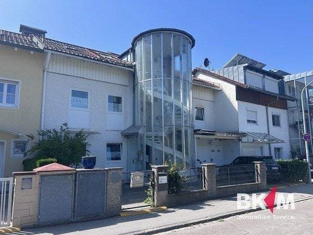 3-Familienhaus mit viel Potenzial für Eigennutzer und Kapitalanleger