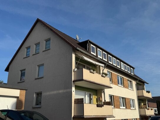 Ihr neues Immobilien Quartier: Mehrfamilienhaus mit 7 Wohneinheiten & 5 Garagen in Elze