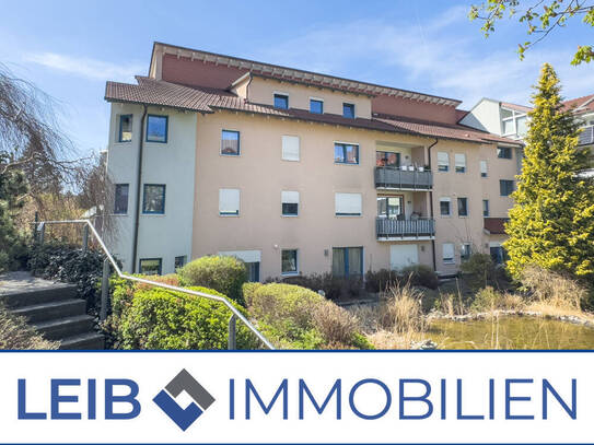Helle 4-Zimmer-Wohnung mit Dachterrasse, Balkon, Einbauküche und Stellplatz in gepflegter Anlage