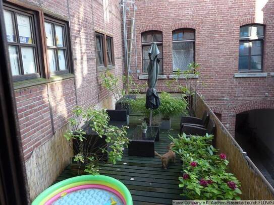 Aachen-City: Sehr gut geschnittene 3 Zi-Whng. im Zentrum, mit Einbauküche u. Terrasse;