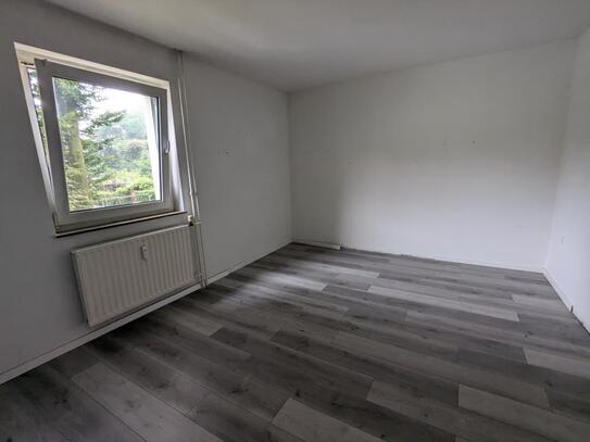 Schöne 3 1/2 Raumwohnung mit großem eigenen Garten