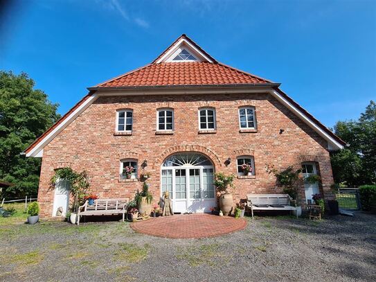 **RESERVIERT** Saniertes Landhaus in ruhiger, idyllischer Lage der Gemeinde Jade