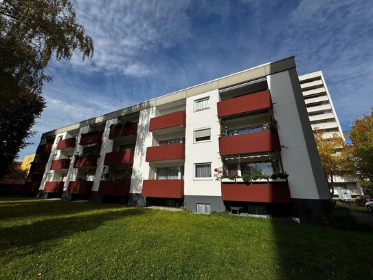 Renovierte 2,5 Zimmer-Mietwohnung im Hochparterre mit Balkon in Fürth-Hardhöhe!