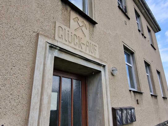 Mehrfamilienhaus mit großzügigem Grundstück in ländlicher Lage