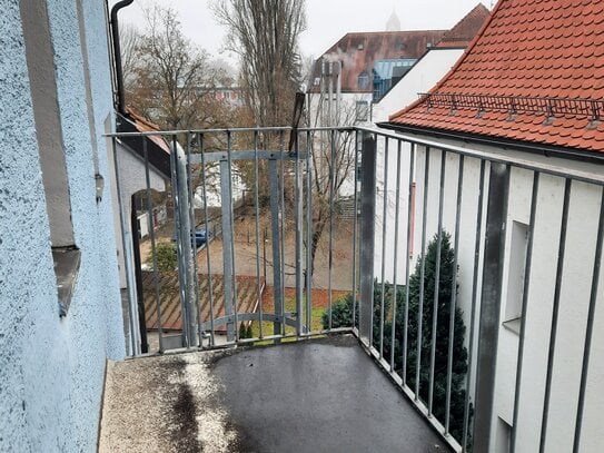 Gemütliche DG Wohnung mit Balkon nahe Ostentor