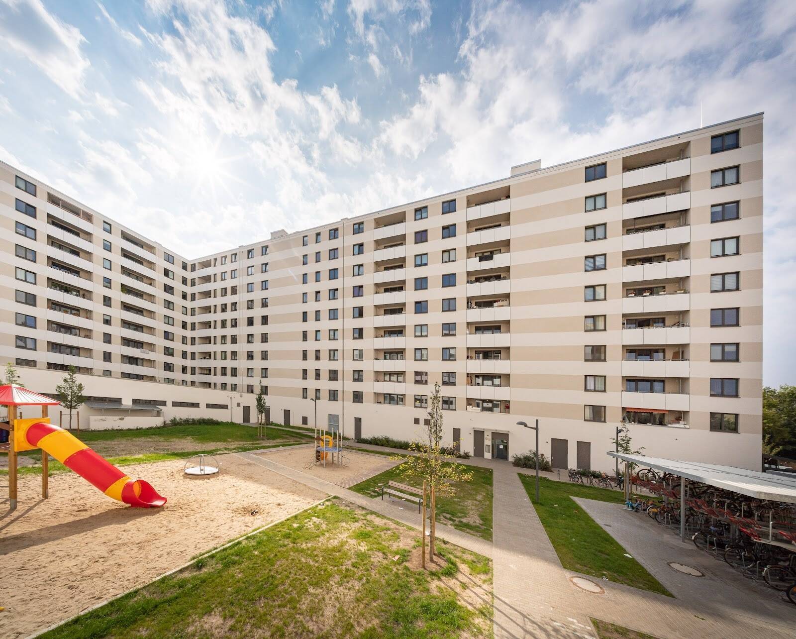 2 Zimmerwohnung mit WBS "besonderem Wohnbedarf" ab 16.07.! - Photo 1