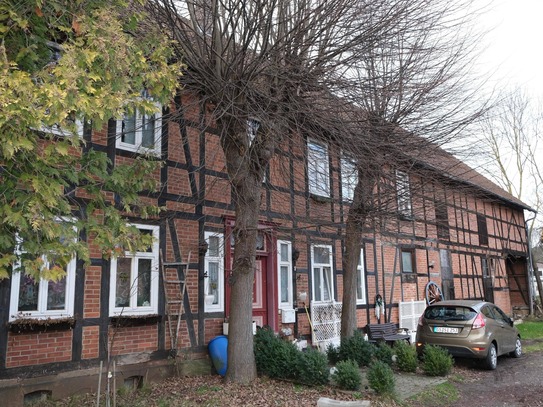 Einfamilienhaus mit Scheunen in Seesen/OT Bornhausen