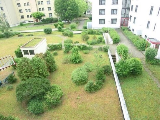 Schöne, helle 2-Zimmer Wohnung mit Balkon