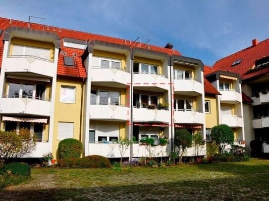 Attraktive Stadtwohnung mit Loggia und TG-Stellplatz!