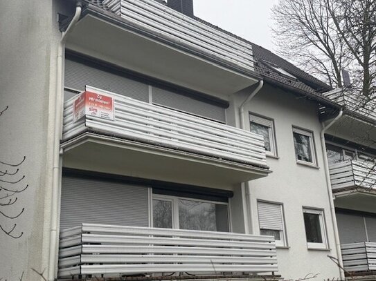 Leuzbach: ruhige Wohnung in Ortsrandlage von Altenkirchen