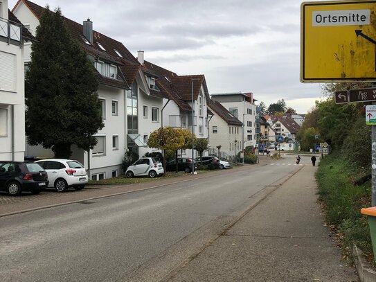 Perfekte Lage in Endersbach, schöne helle, großzügige Räume, derzeit noch Bürofläche, kann aber zu Wohnraum umgewidmet…