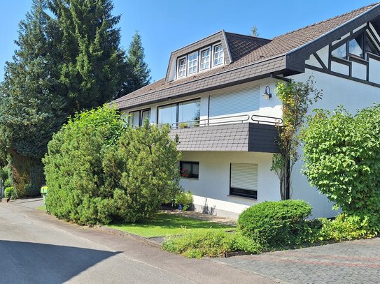 Großzügiges, gepflegtes, freistehendes Einfamilienhaus mit Garage in Reichshof-Denklingen