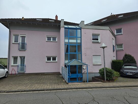 Gemütliche 2 ZKB mit Balkon und herrlicher Fernsicht