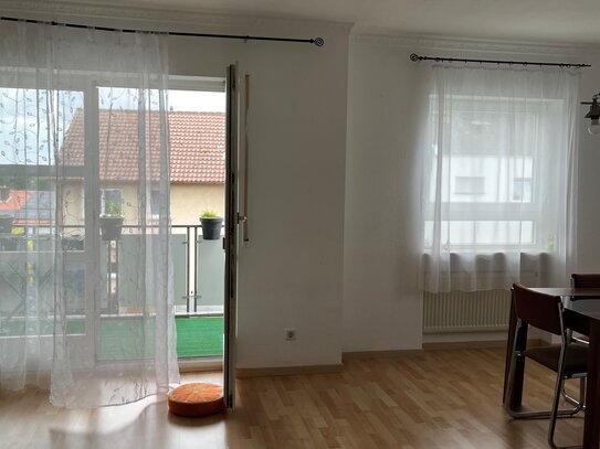 3 Zimmer -Balkon -Stellplatz -EBK 97464 Niederwerrn AB:01.11.2024