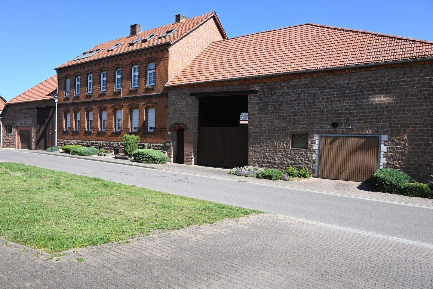 Vierseitenhof (provisionsfrei)