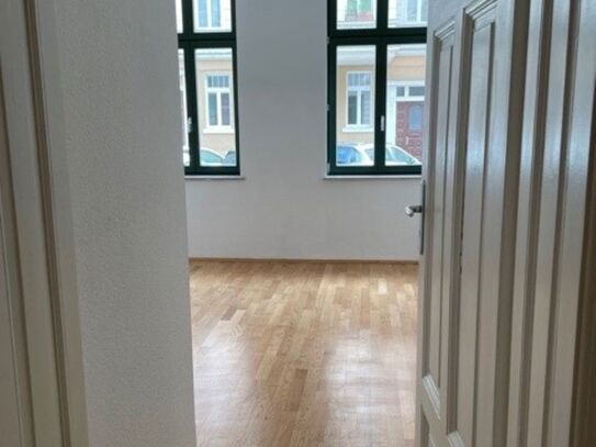 tolle Wohnung mit Wohnküche und Balkon!