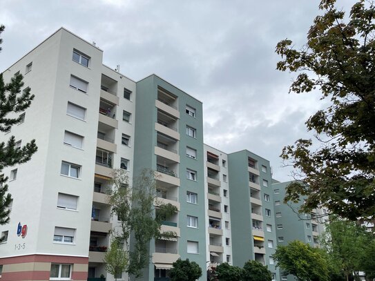 2-Zimmerwohnung mit großem Balkon auf ca. 60 qm in Viernheim Ost