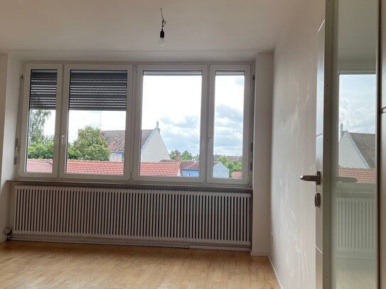 Sonnige Dreizimmerwohnung im Gostenhof