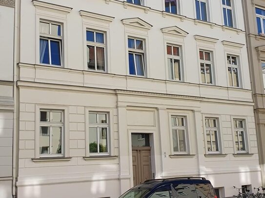 Frisch renovierte 3 Zimmerwohnung verteilt auf 76m²